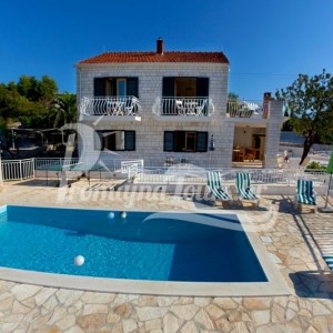 Villa sa bazenom Vjeka otok Brač